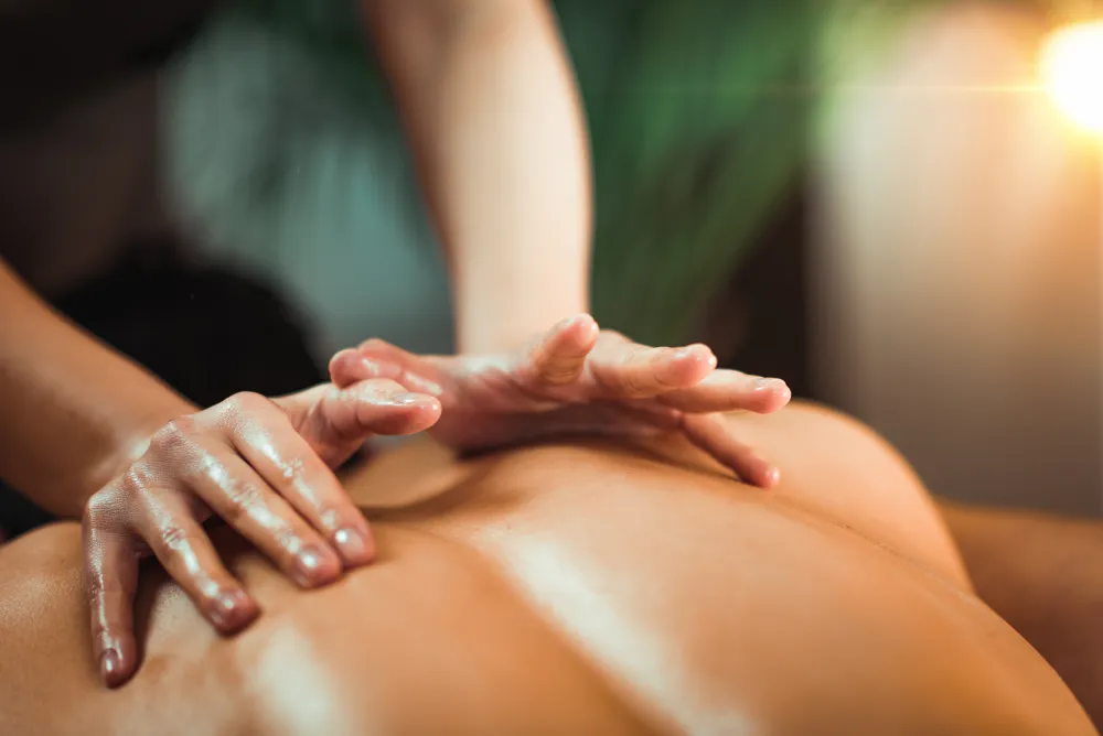 Aromatherapy Oil Massage